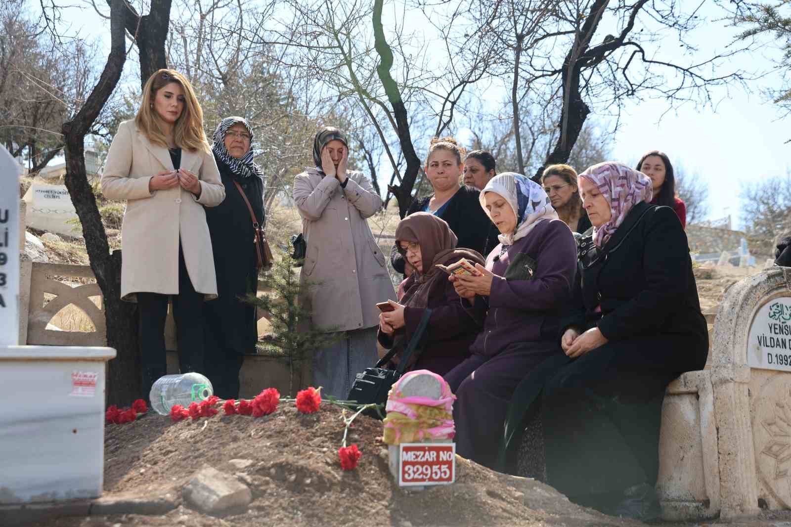Erkek arkadaşı tarafından başından vurularak öldürülmüştü: 8 Mart Dünya Kadınlar Gününde anıldı