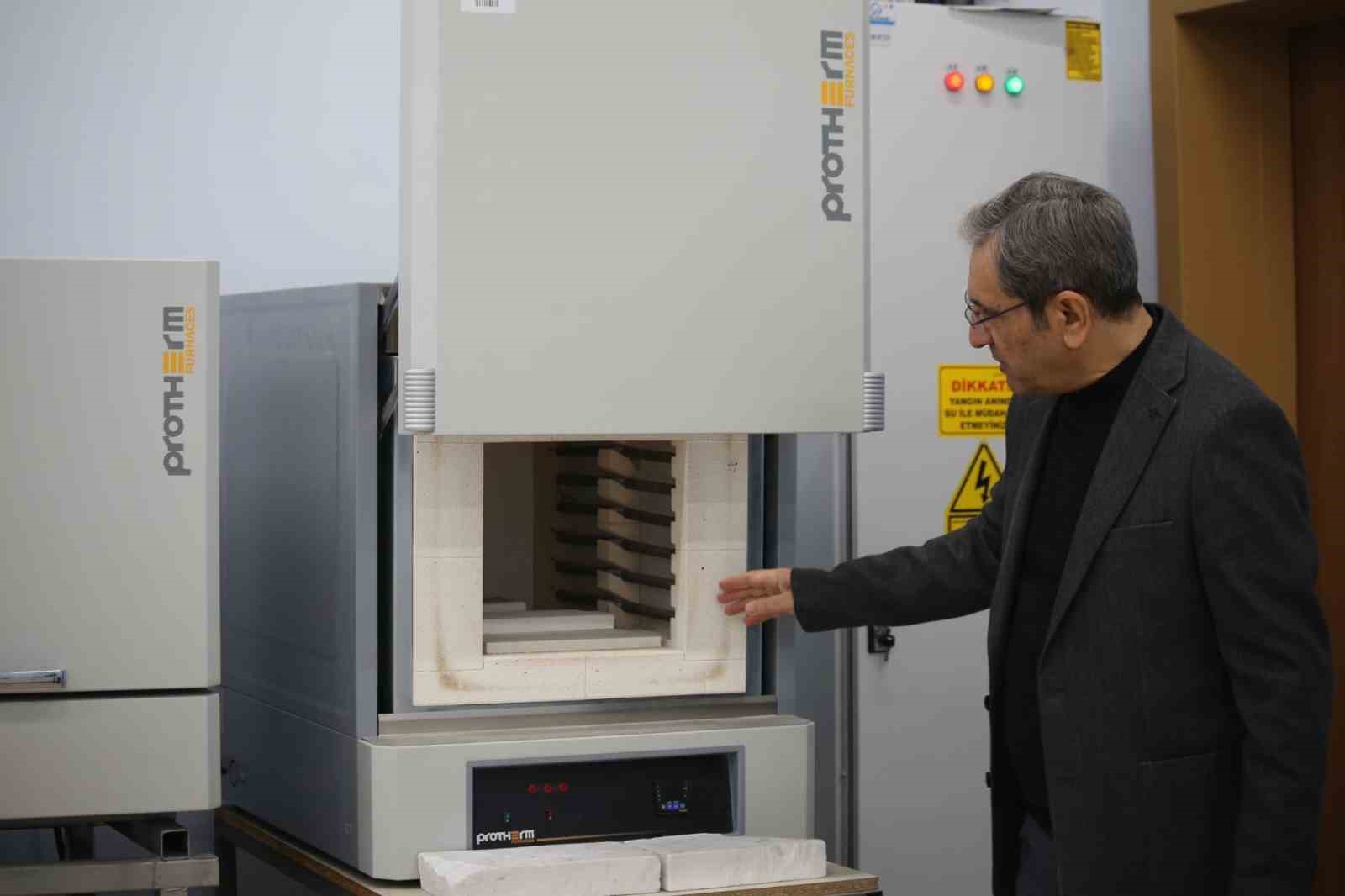 Karabük Üniversitesi otomotiv ve havacılık sektörlerinde kullanılmak üzere hafif ve yüksek dayanımlı magnezyum alaşımlarını geliştirdi