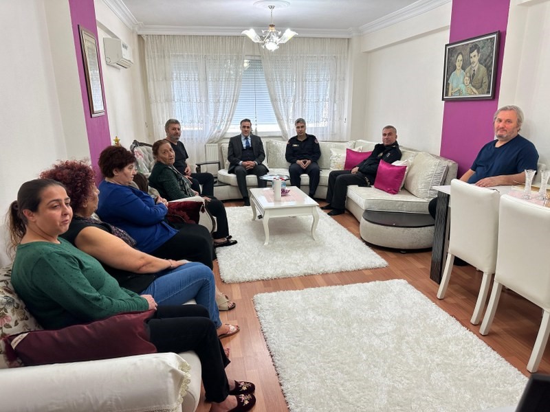 Kaymakam İlyas Memiş şehit ailelerini ziyaret etti