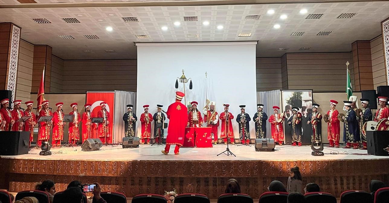 Erzincan&rsquo;da mehter takımından coşkulu konser
