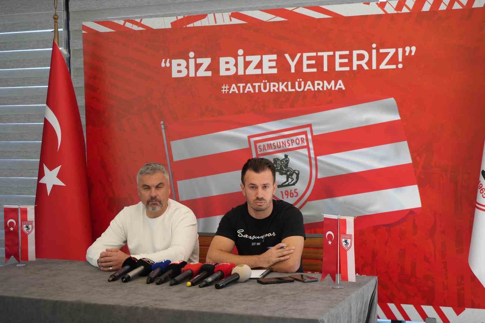 Thomas Reis: "Kimse Beşiktaş ile &uuml;&ccedil;&uuml;nc&uuml;l&uuml;k savaşı vereceğimizi beklemezdi"
