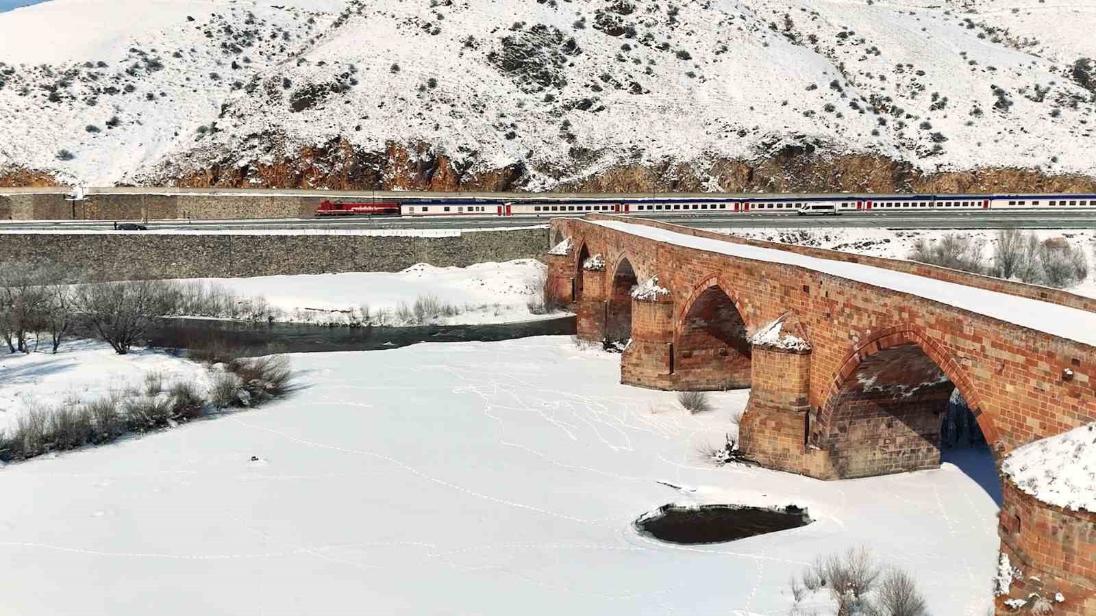 Erzurum Valiliği&rsquo;nden Doğu Ekspresi paylaşımı
