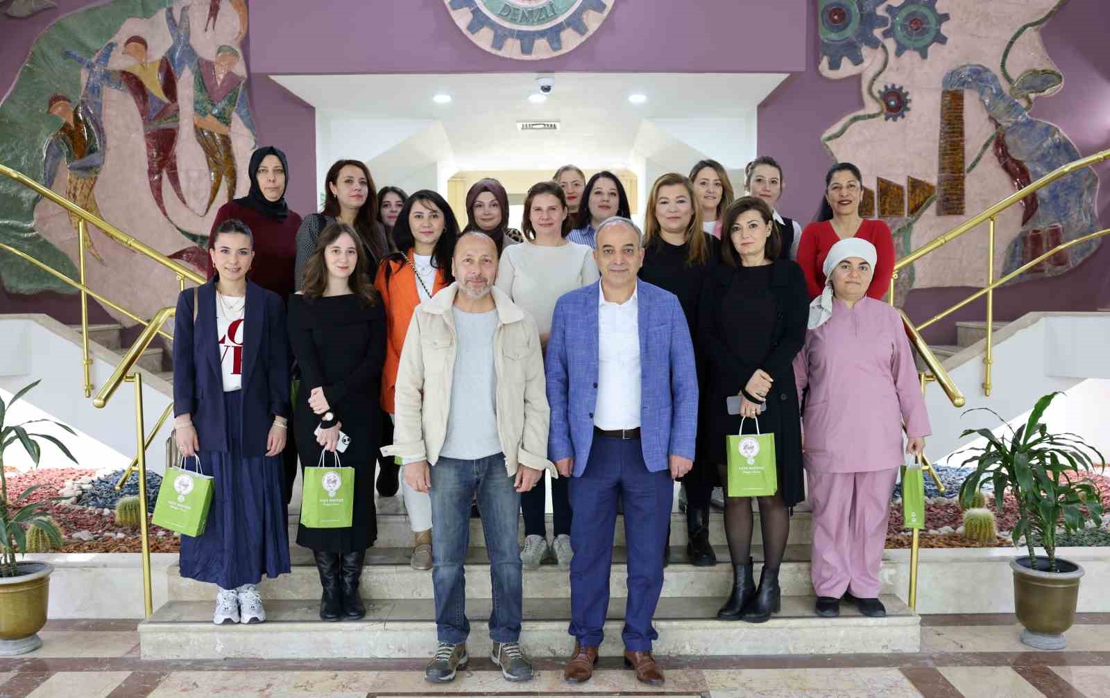 Denizli OSB kadınların iş hayatındaki güçlü yeri ve katkılarını vurguladı