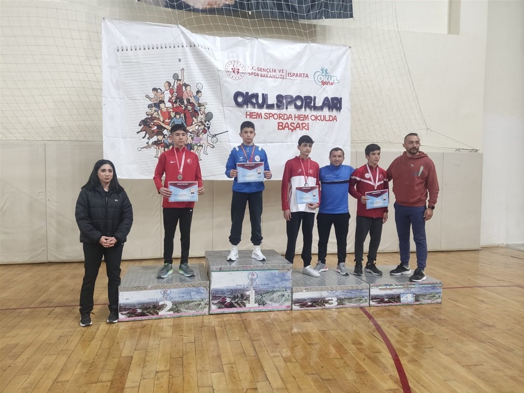 Afyonkarahisarlı Enes Emrem şampiyon oldu
