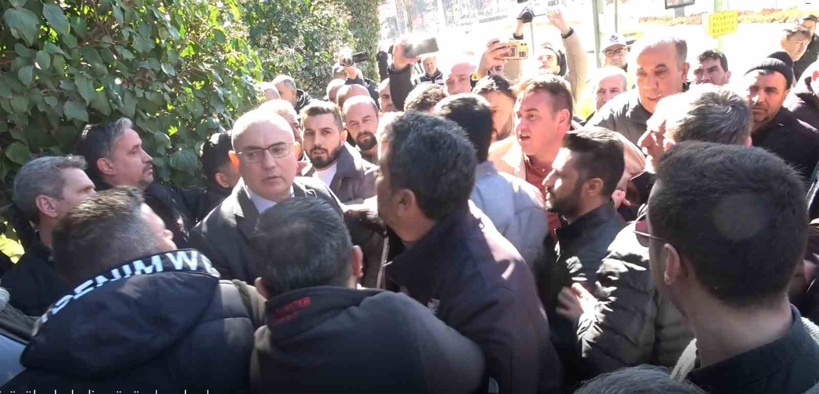 Dolmuş sürücüleri hizmet vermedi, vatandaş mağdur oldu