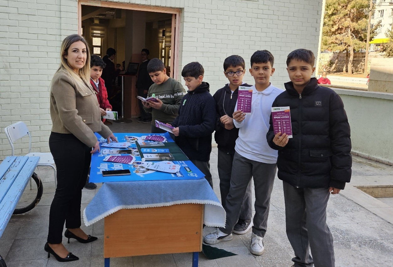 Yeşilay Haftası bağımlılıkla m&uuml;cadele etkinlikleri d&uuml;zenlendi
