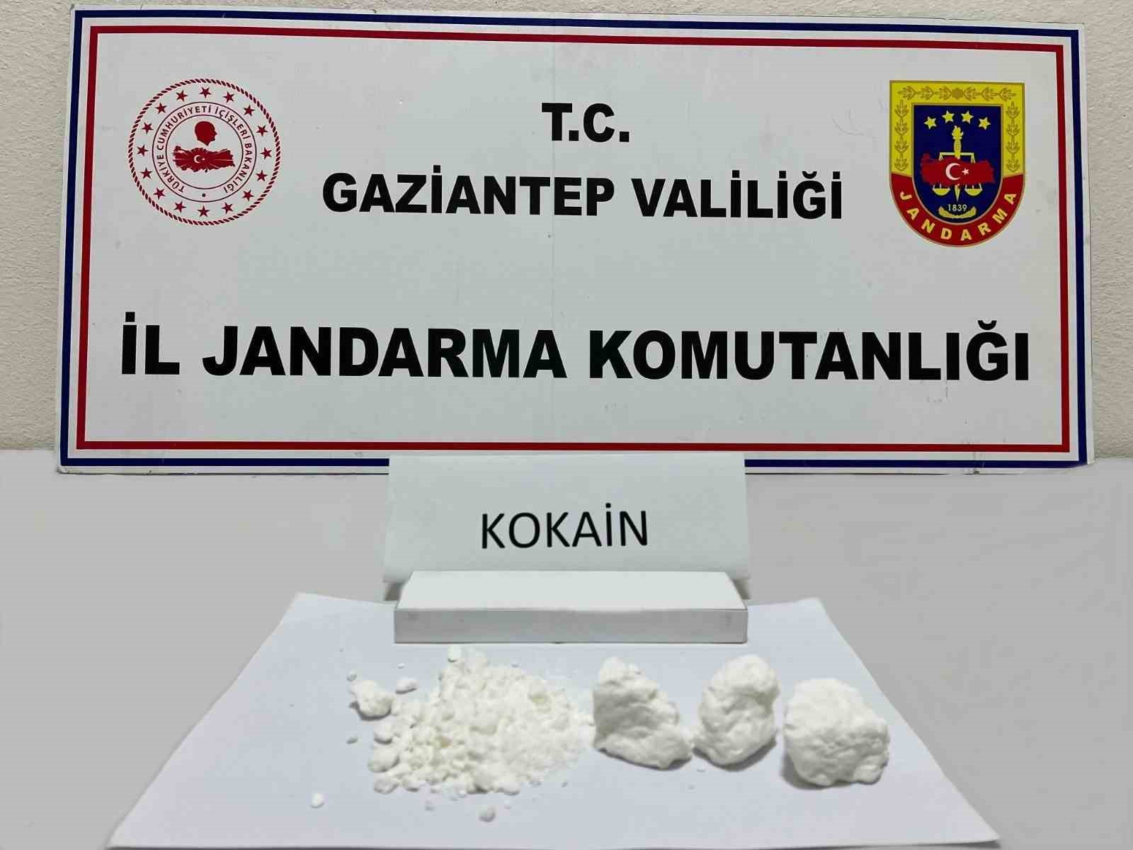 Gaziantep’te 500 bin TL değerinde kokain ele geçirildi: 1 şahıs tutuklandı