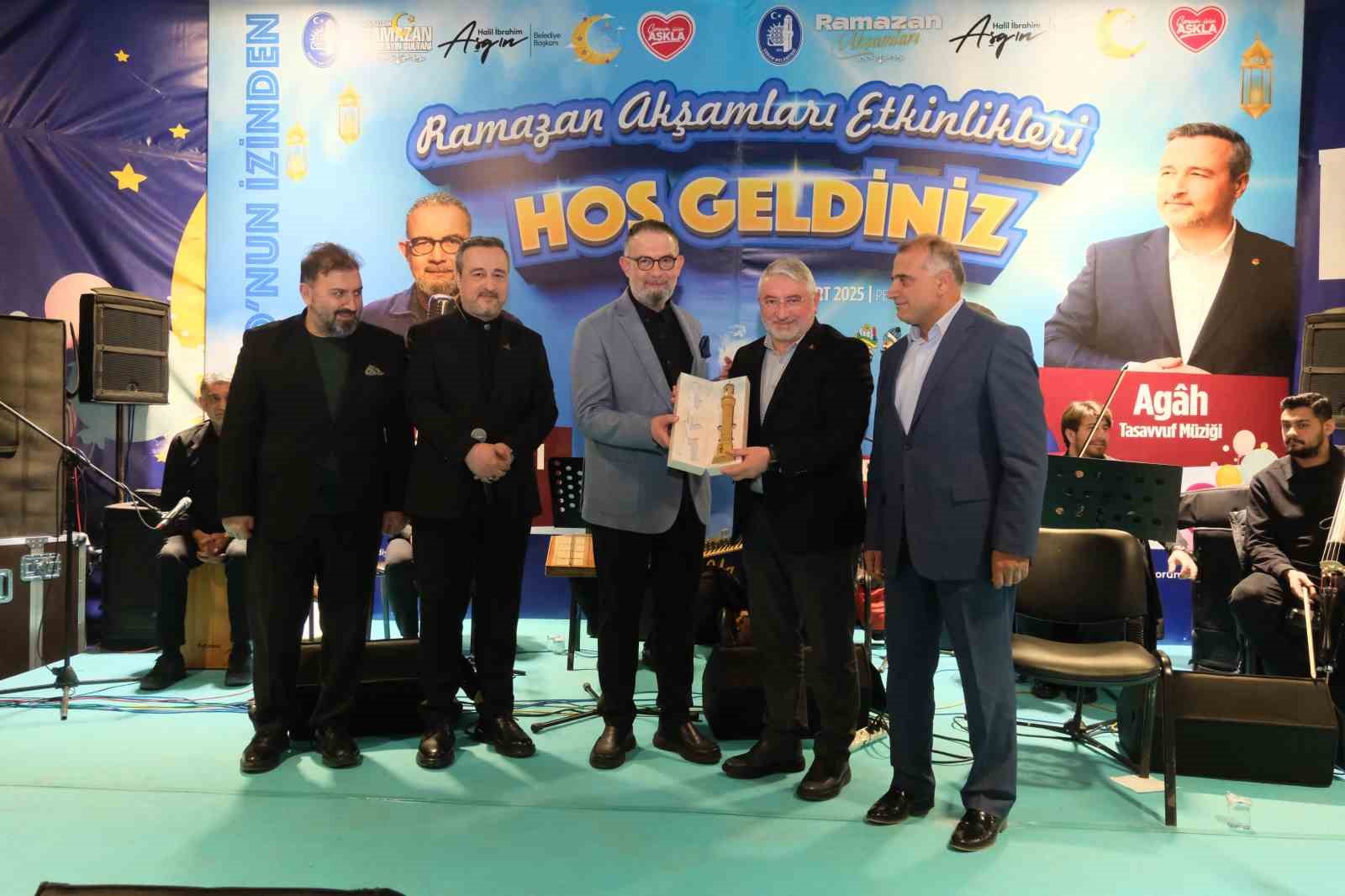 &Ccedil;orum&rsquo;da g&ouml;n&uuml;llere dokunan Ramazan programı
