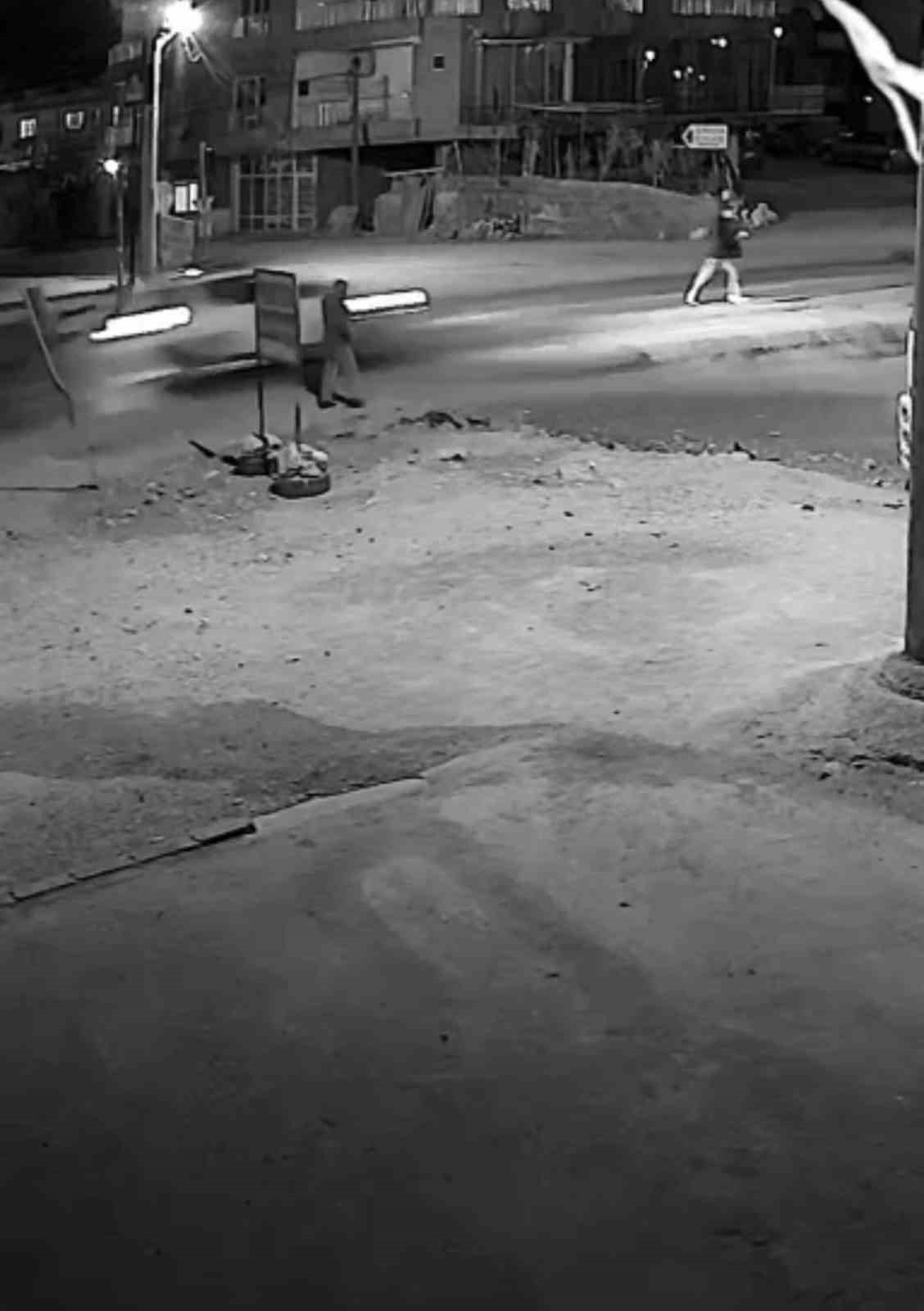 Mardin&rsquo;de 1 kişinin hayatını kaybettiği kazanın g&ouml;r&uuml;nt&uuml;leri ortaya &ccedil;ıktı
