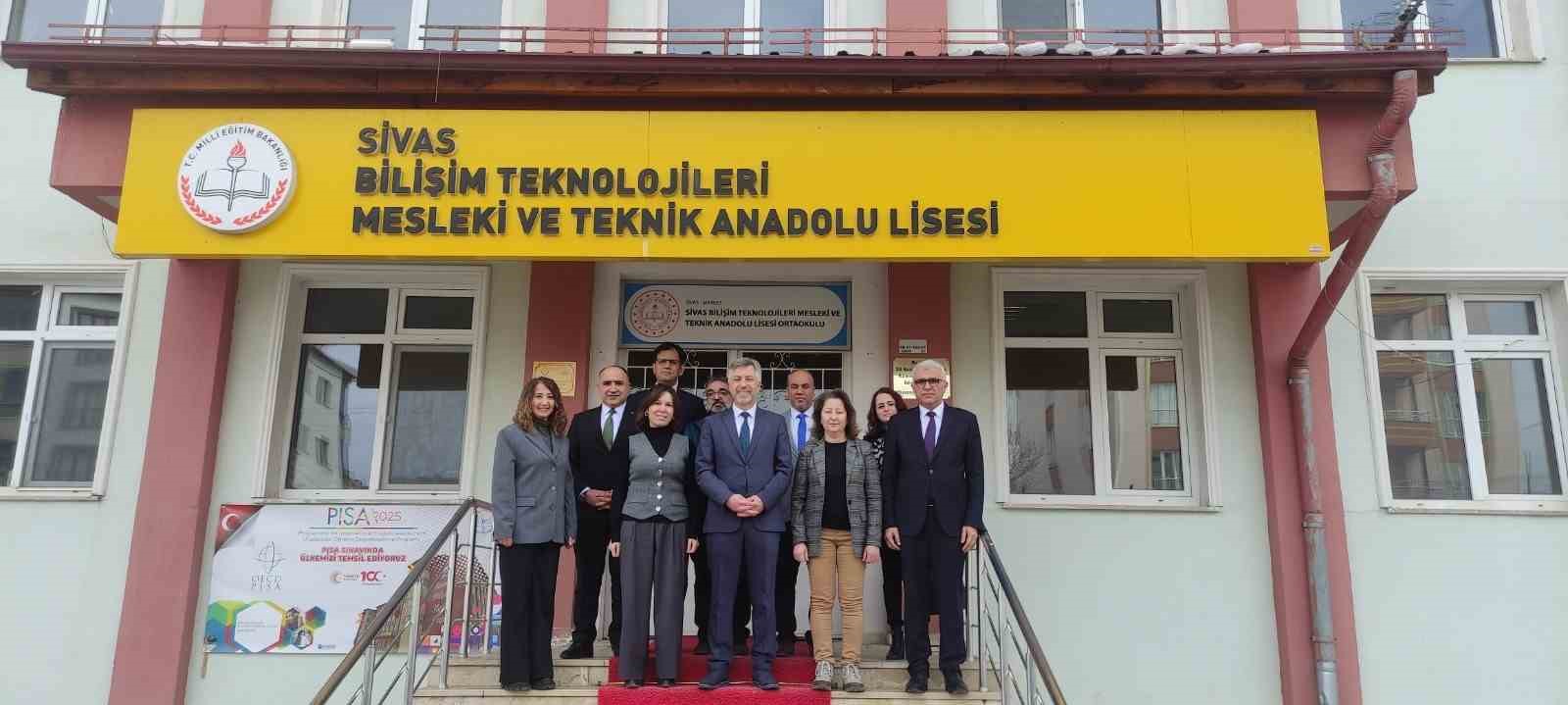 Sivas&rsquo;ta gen&ccedil;ler meslek liselerini tercih ediyor
