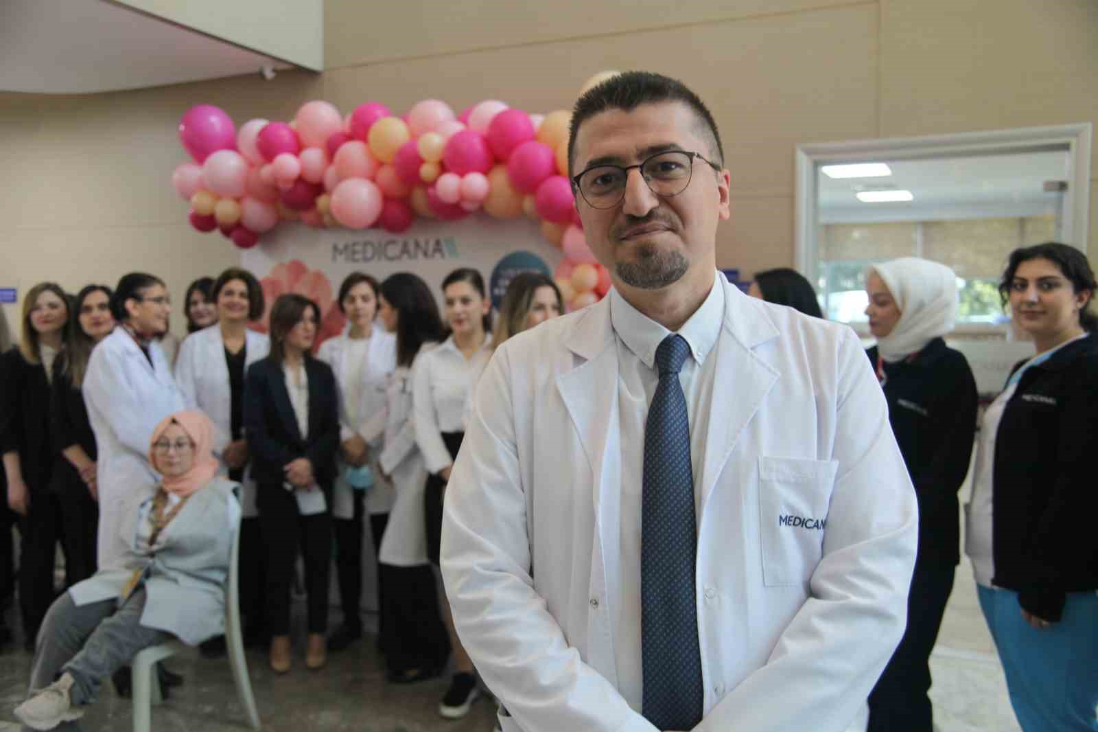 Engelsiz kadın ressama Medicana Konya&rsquo;dan destek
