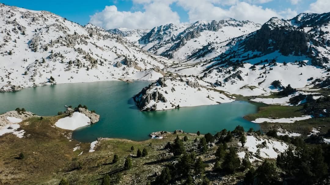 Karag&ouml;l manzarasıyla mest etti
