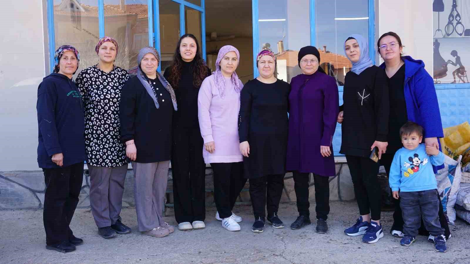 Kurdukları kooperatifle hem üretiyor hem ilham veriyorlar