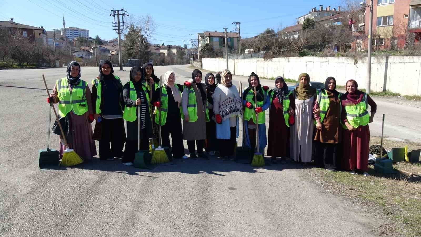 Karabük’ün cadde ve sokakları kadınlara emanet
