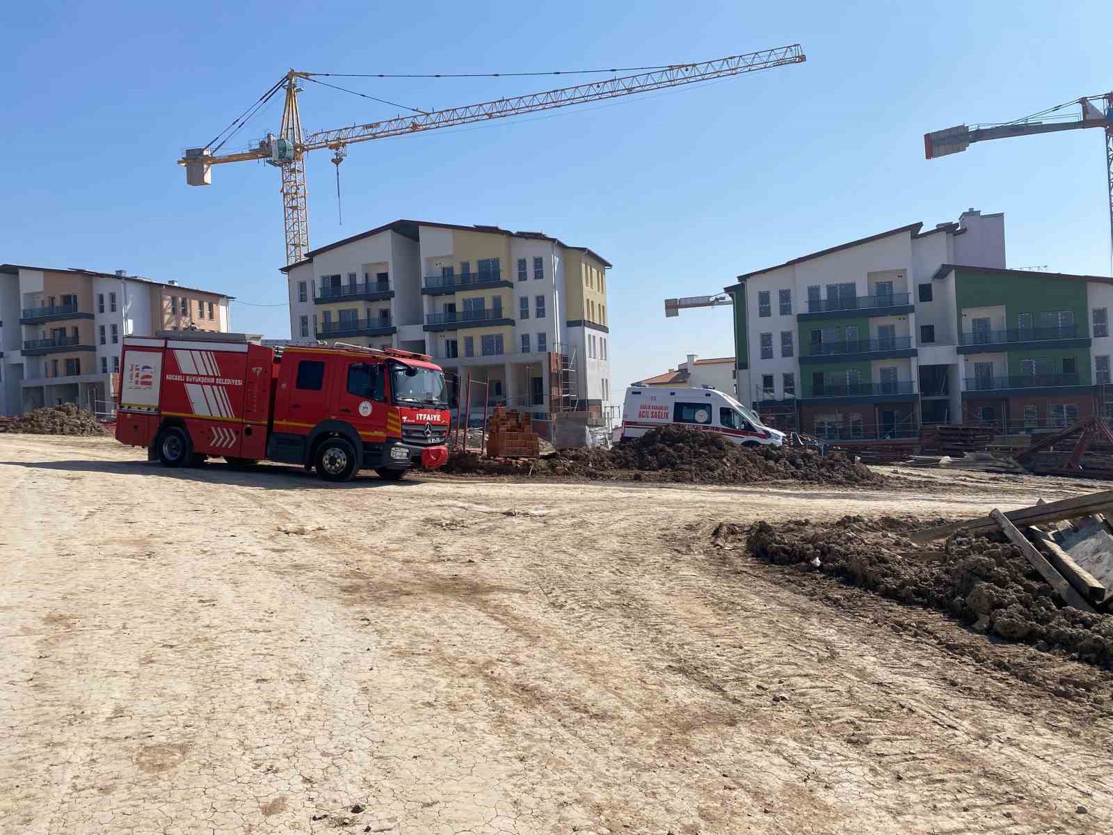 Kepçe operatörü ana doğal gaz hattını patlattı
