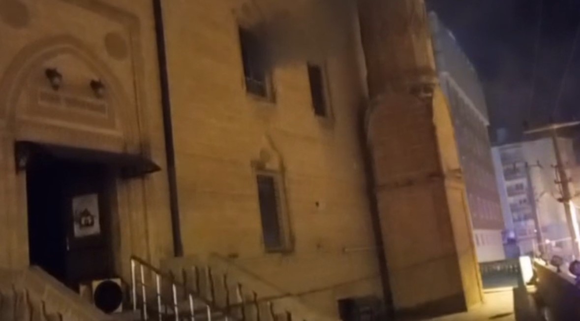 Mardin&rsquo;de camide &ccedil;ıkan yangın s&ouml;nd&uuml;r&uuml;ld&uuml;
