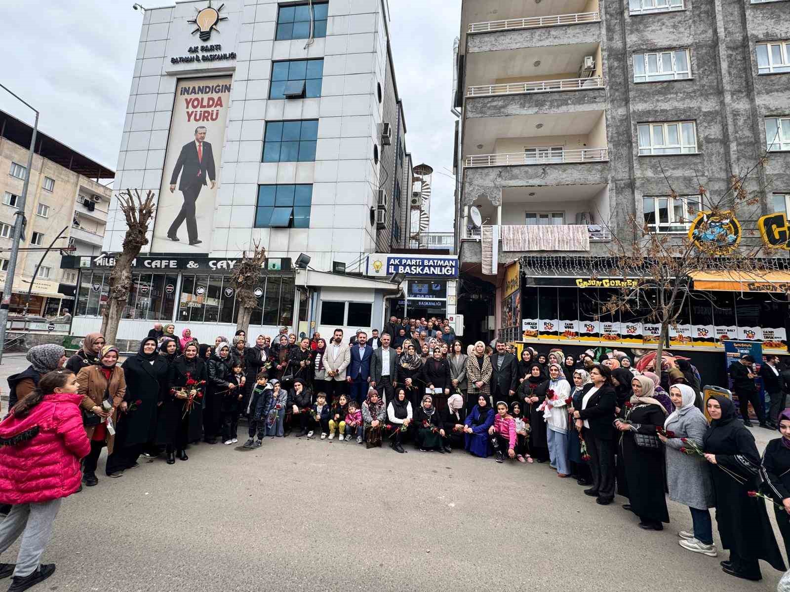 AK Parti Batman Teşkilatı&rsquo;ndan 8 Mart D&uuml;nya Kadınlar G&uuml;n&uuml; etkinliği
