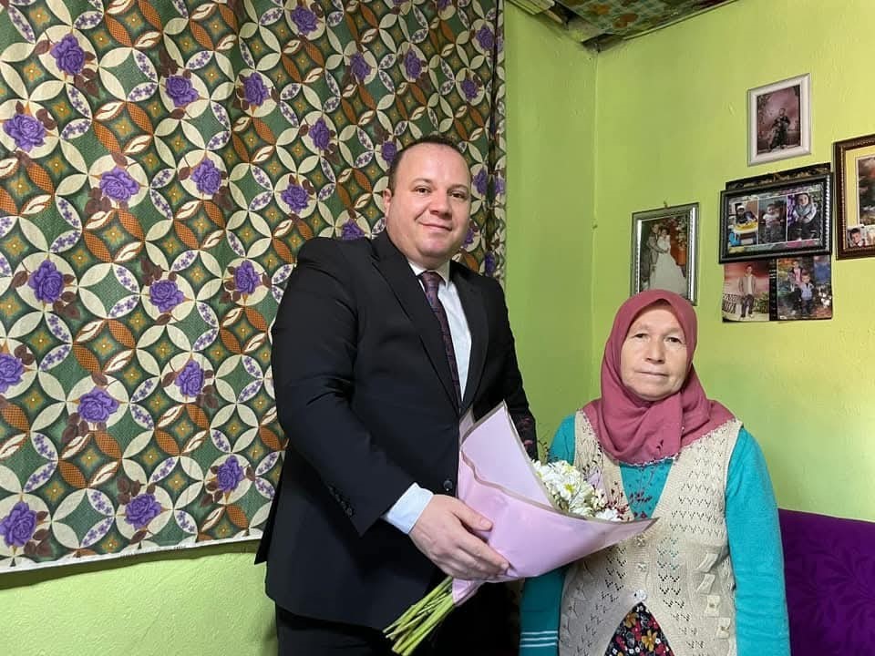 Kaymakam Eser, 8 Mart’ta şehit annelerini unutmadı