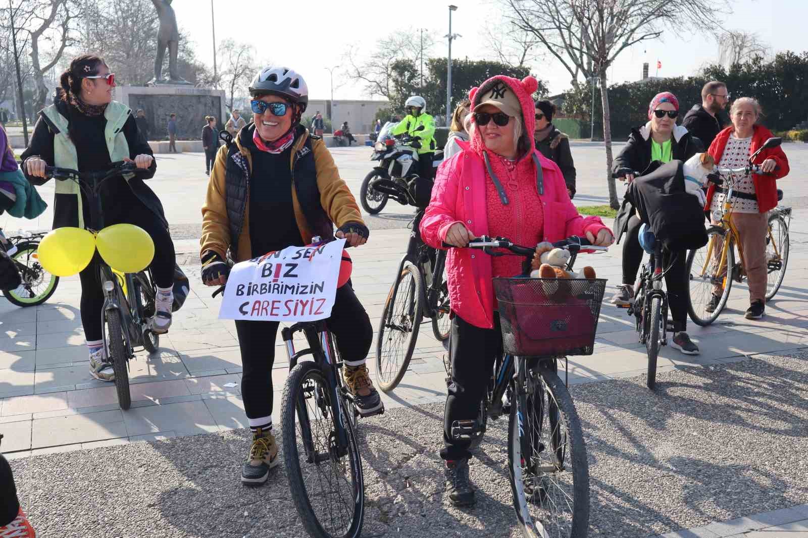 Yalova’da Kadınlar Günü Bisiklet Turu yapıldı
