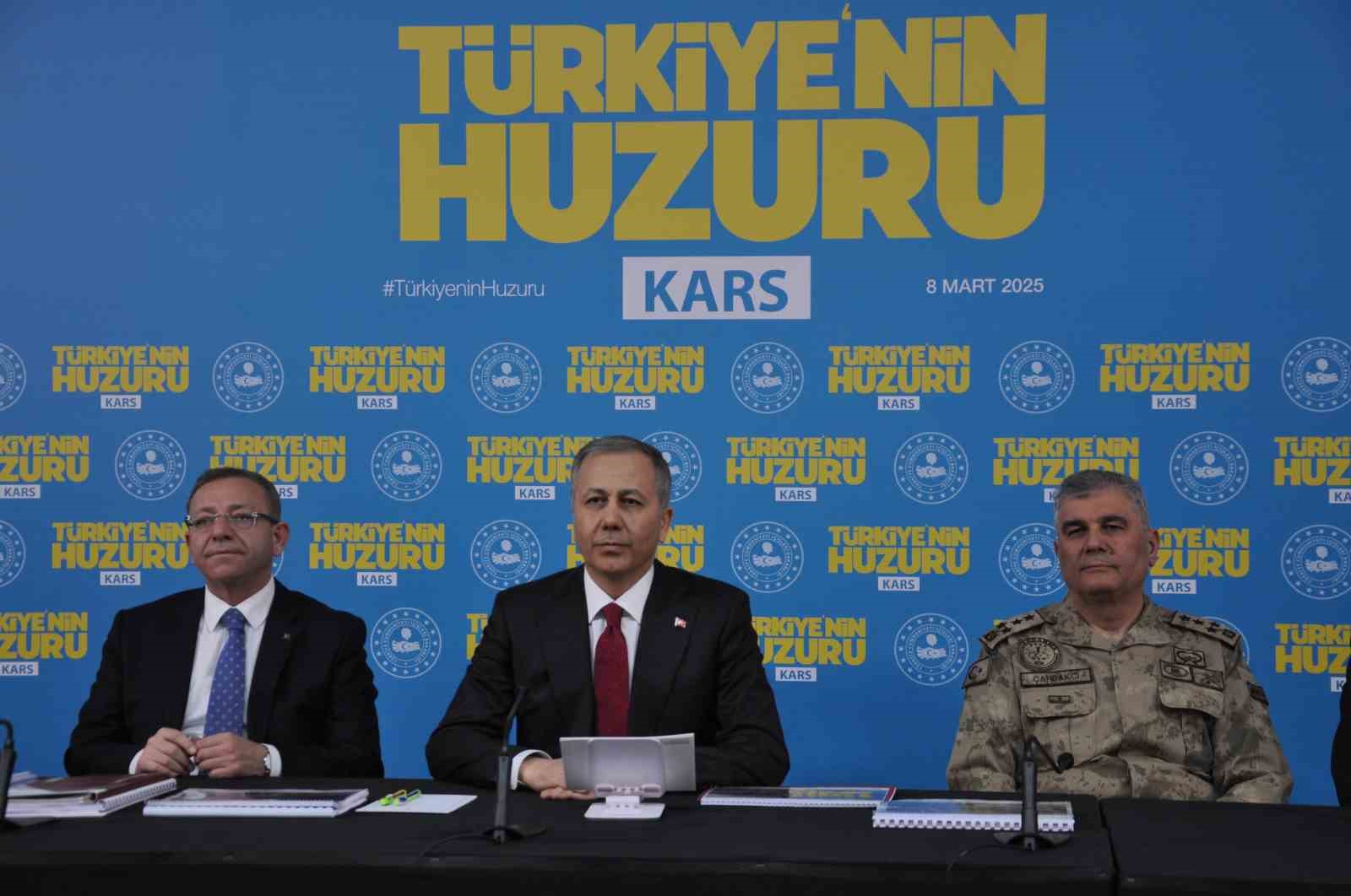 İçişleri Bakanı Yerlikaya: "Sokak hayvanlarıyla ilgili valilerime gerekli talimat verdim"