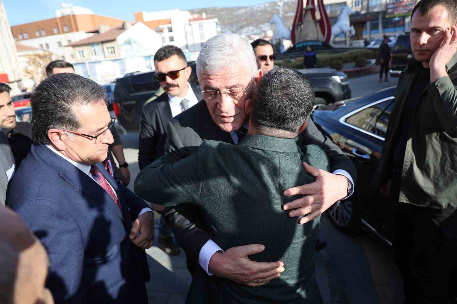 Dervişoğlu, Nevşehir Belediye Başkanı Arı’yı ziyaret etti, iftar çadırında iftar yaptı