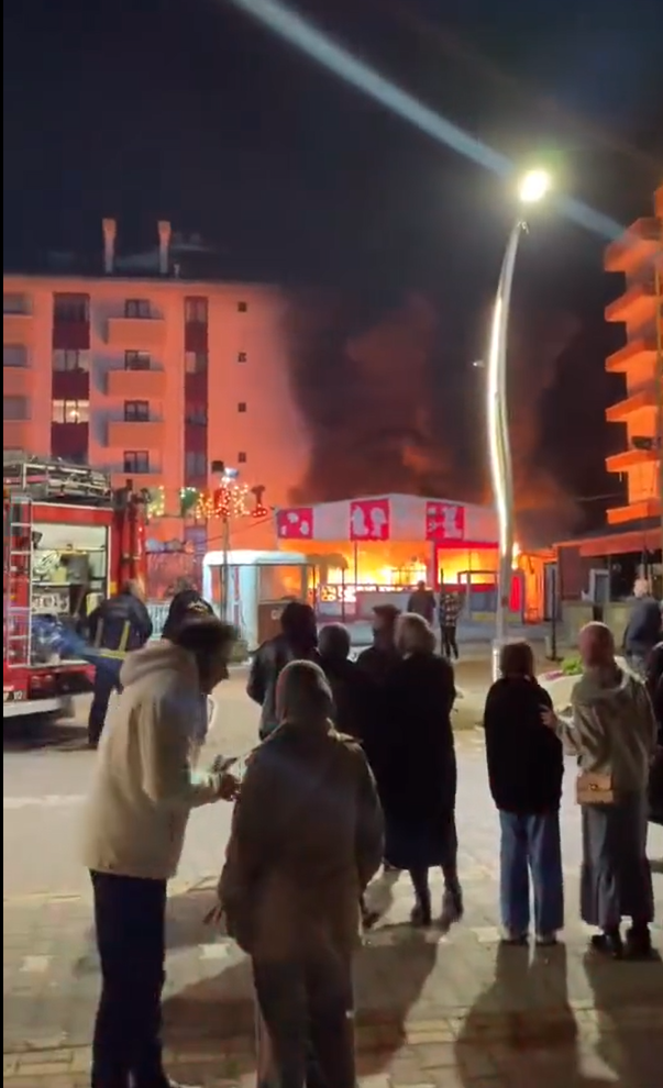 Yalova’da lunaparkta yangın