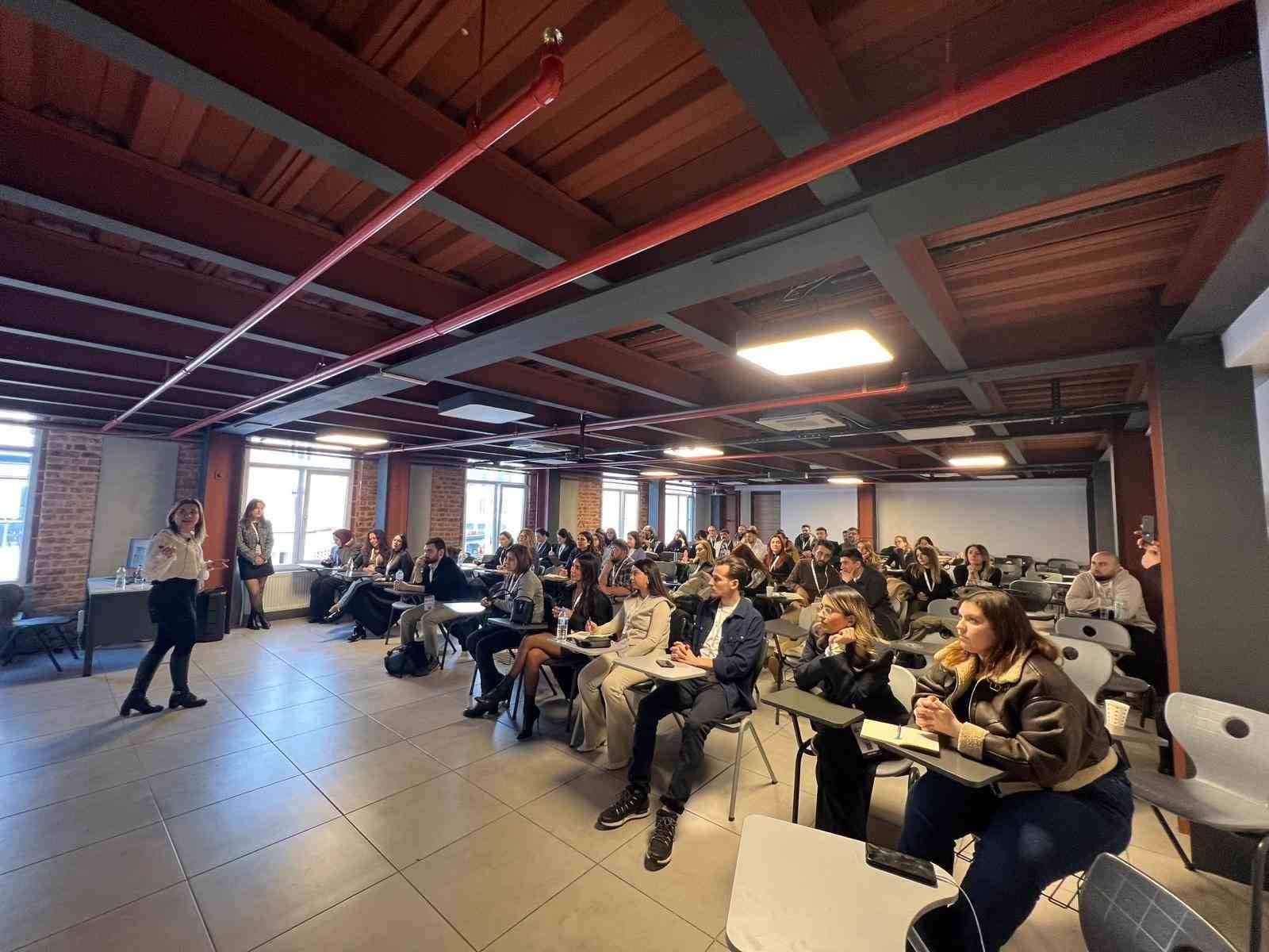 Bursa Büyükşehir, ‘Bağımlılık ve İyileşme Sempozyumu’nda yerini aldı