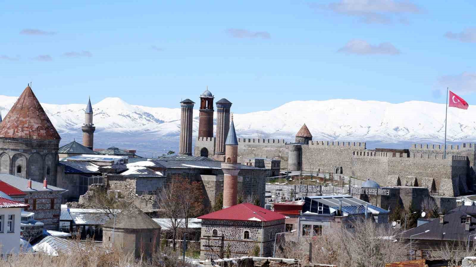 Erzurum’da erkeklerde Ahmet, kadınlarda Zeynep ismi çok