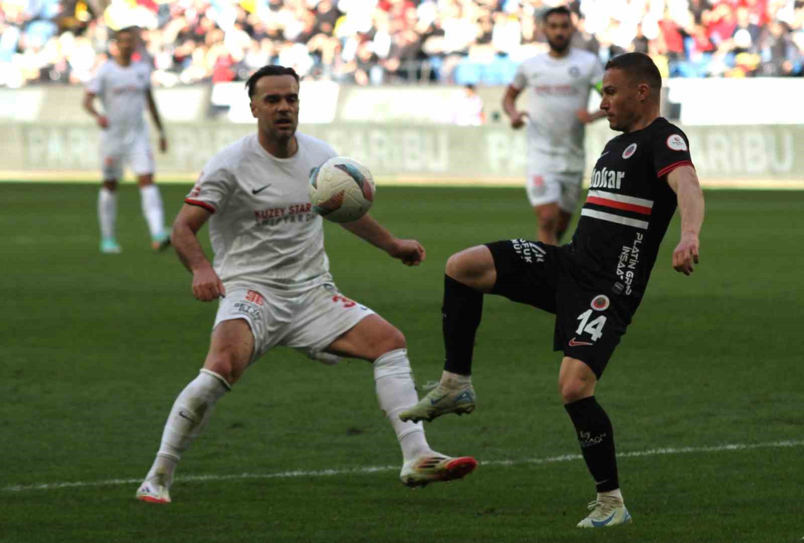 Trendyol 1. Lig: Gen&ccedil;lerbirliği: 1 - &Ccedil;orum FK: 2
