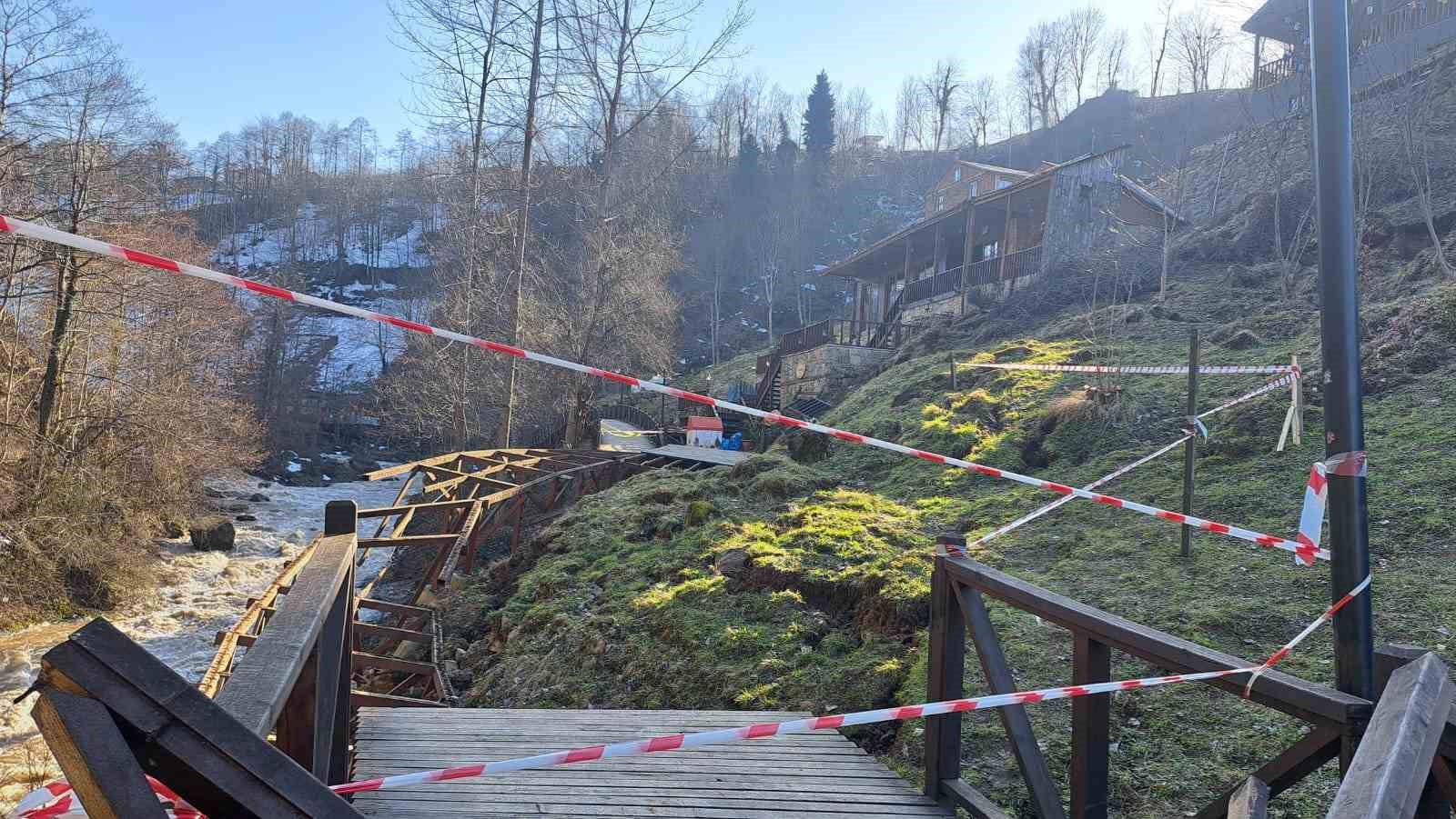 Türkiye’de eşi benzeri olmayan yürüyüş yolunda heyelan