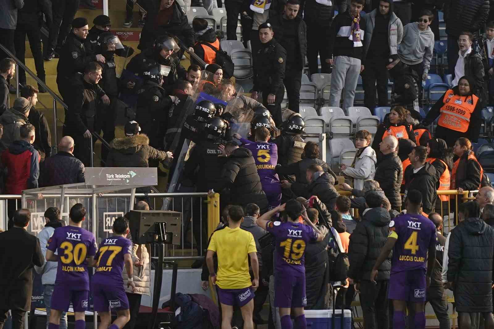 Eyüpspor - Konyaspor maçının ardından kavga çıktı
