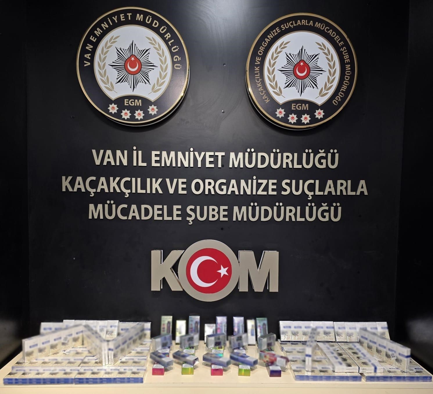 Van’da çok sayıda gümrük kaçağı malzeme ele geçirildi