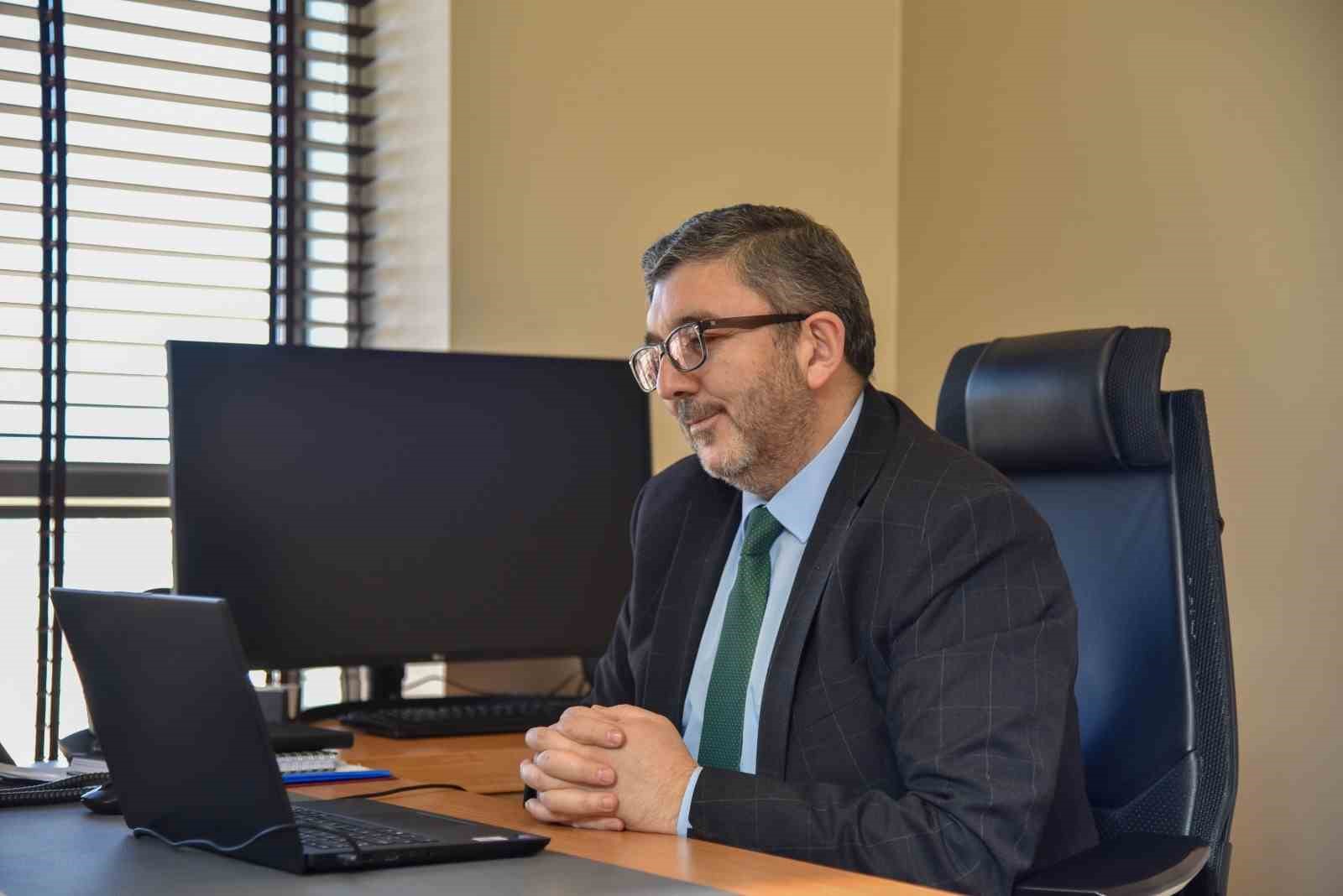 BŞEÜ, eğitimlere devam eden bursiyerler online toplantıya katıldı