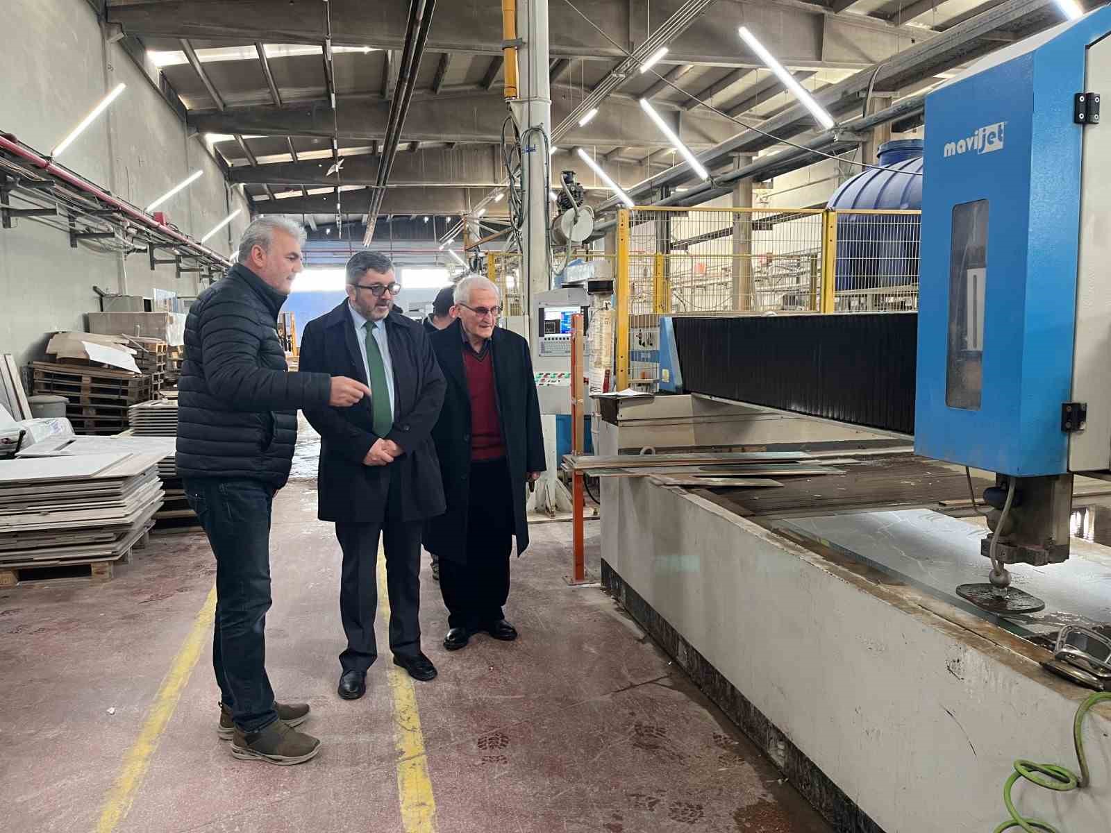 Üniversite-sanayi iş birliği görüşüldü