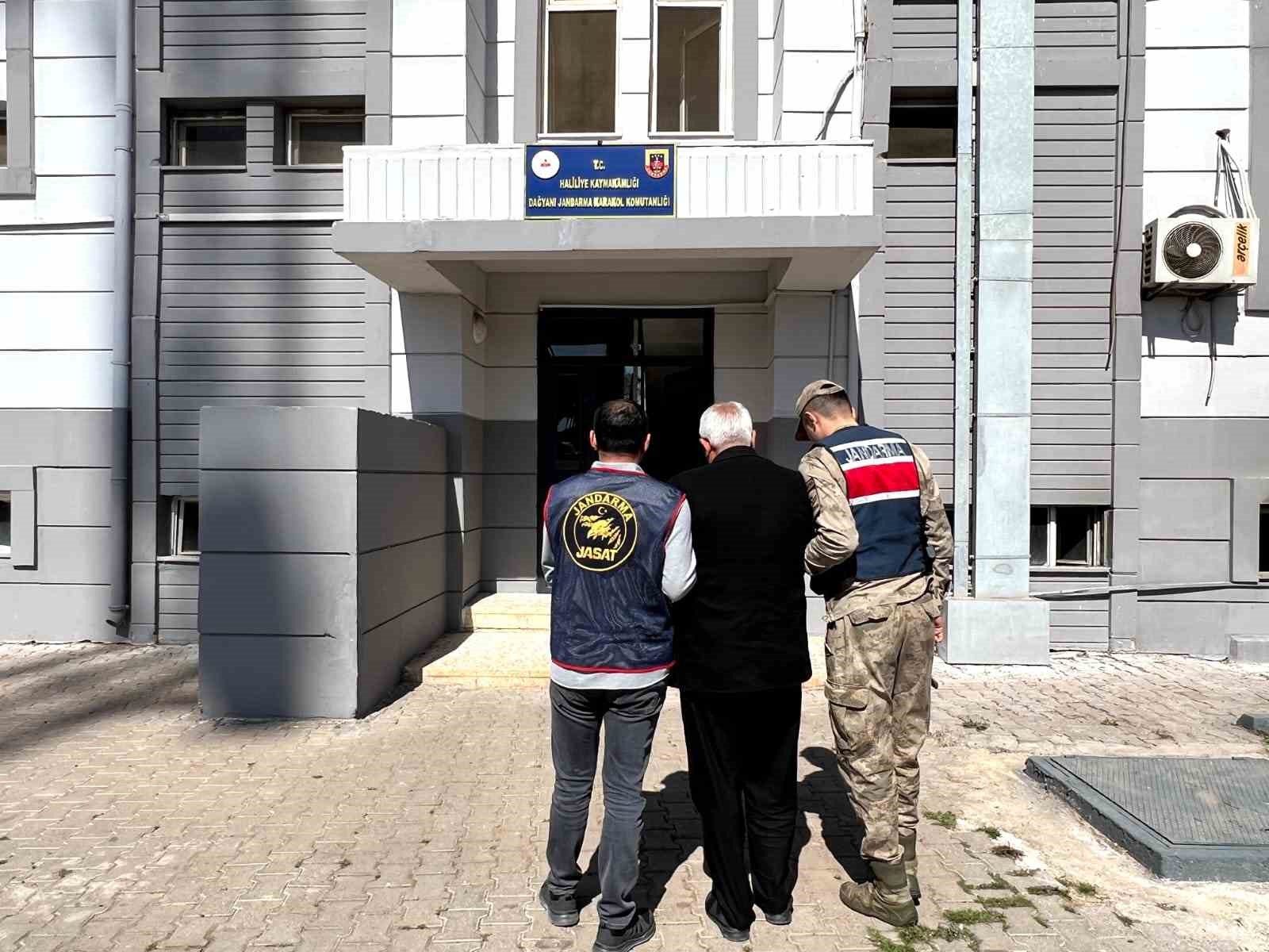 Şanlıurfa’da hapis cezası bulunan 2 firari yakalandı