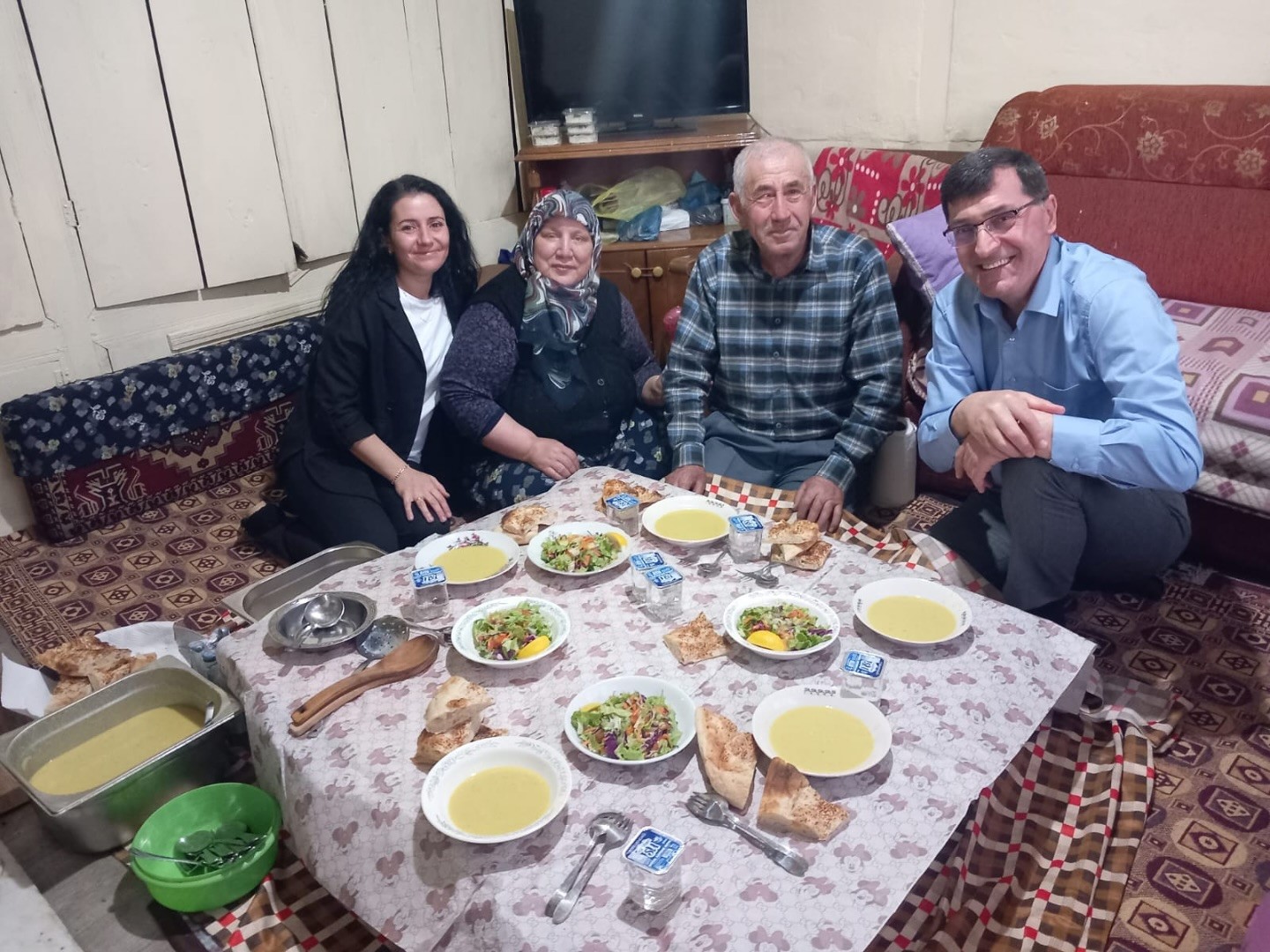 Başkan Eyüp Kahveci, halkın sofrasına konuk oldu