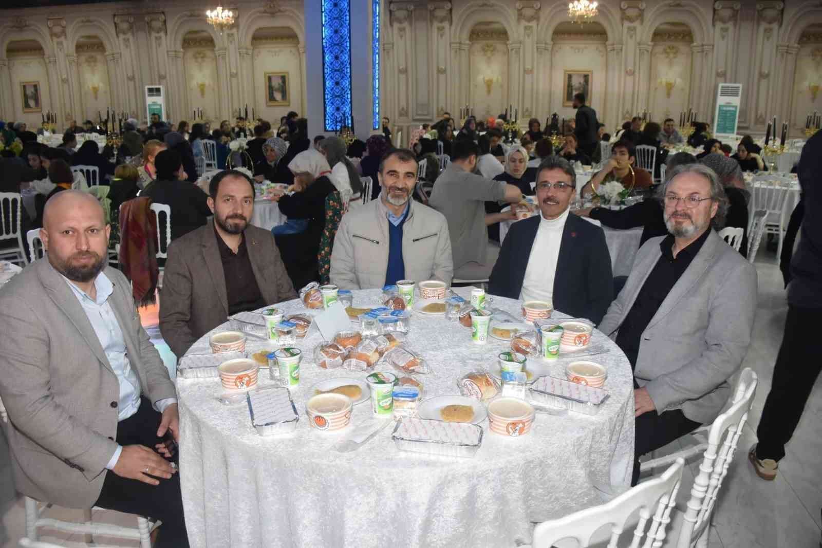 Başkan Dinç: "Ramazan birlikte güzel"