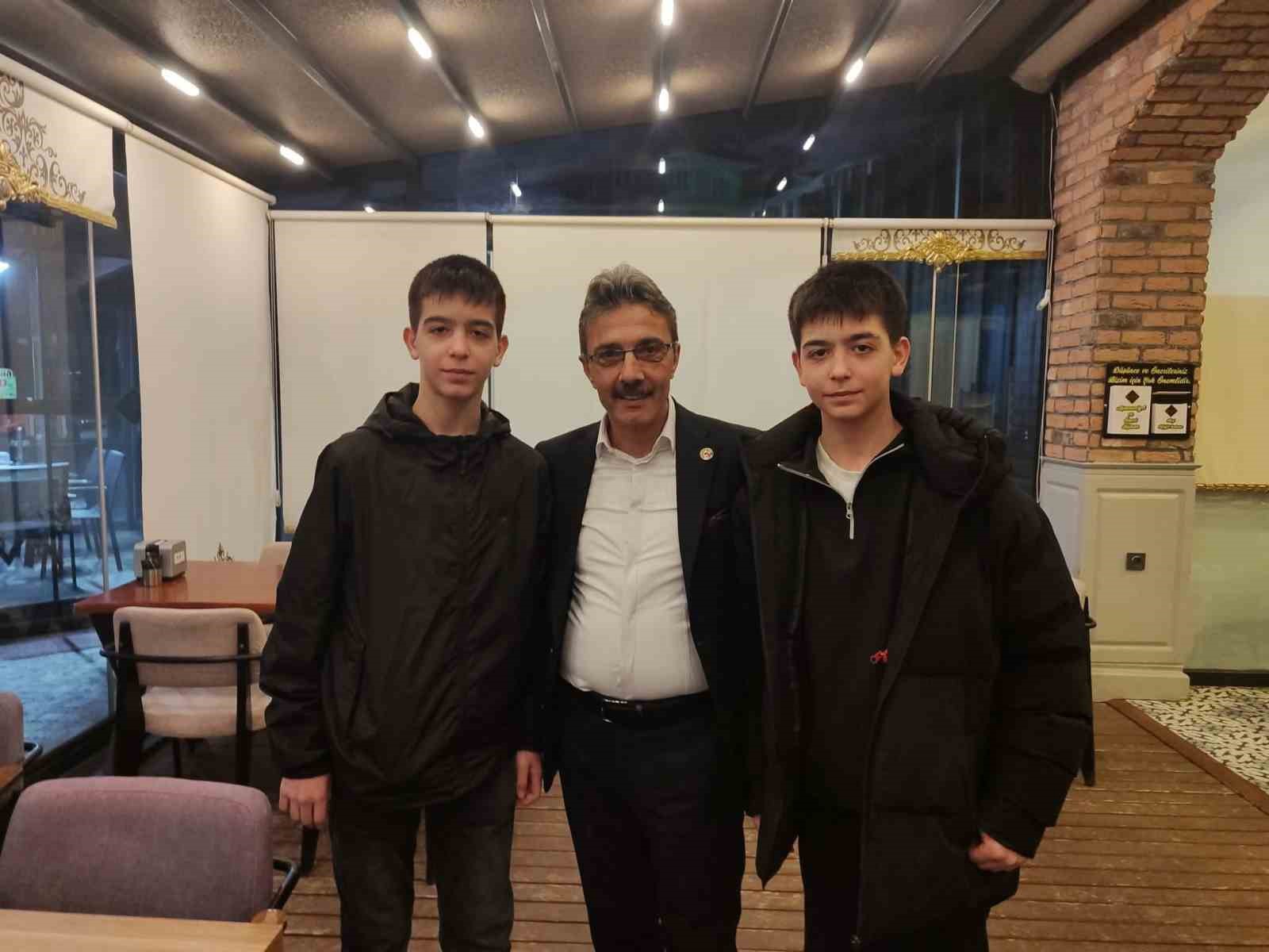 Başkan Din&ccedil;: "Ramazan birlikte g&uuml;zel"
