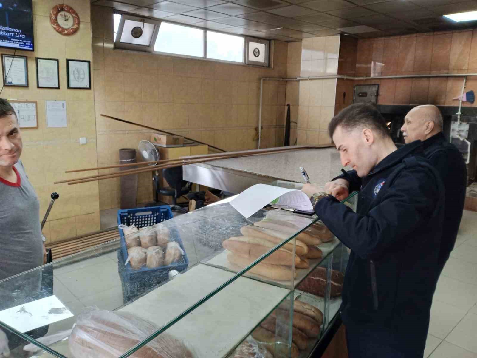 Zabıtanın market ve fırınlardaki denetimleri s&uuml;r&uuml;yor

