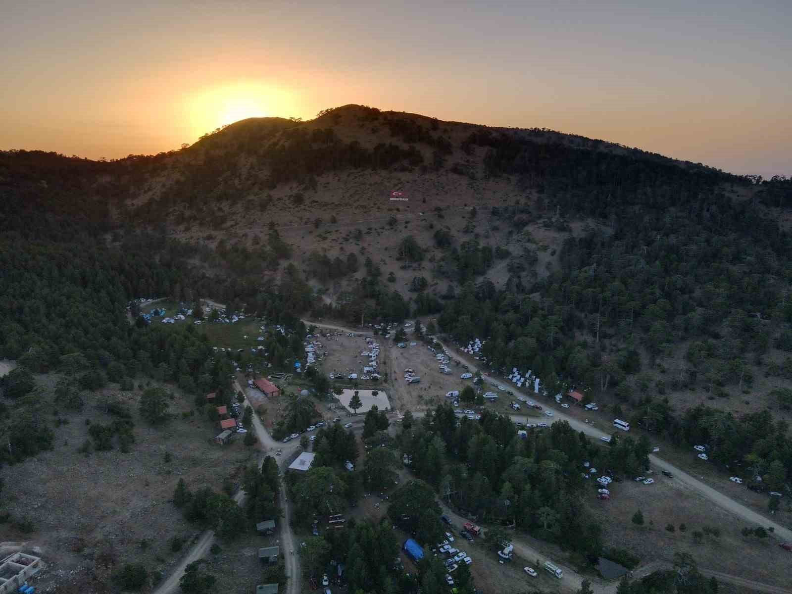 Başkan P&uuml;t&uuml;n; "Topuklu Yaylası en yakın zamanda Astro Turizm Destinasyonu olacak"
