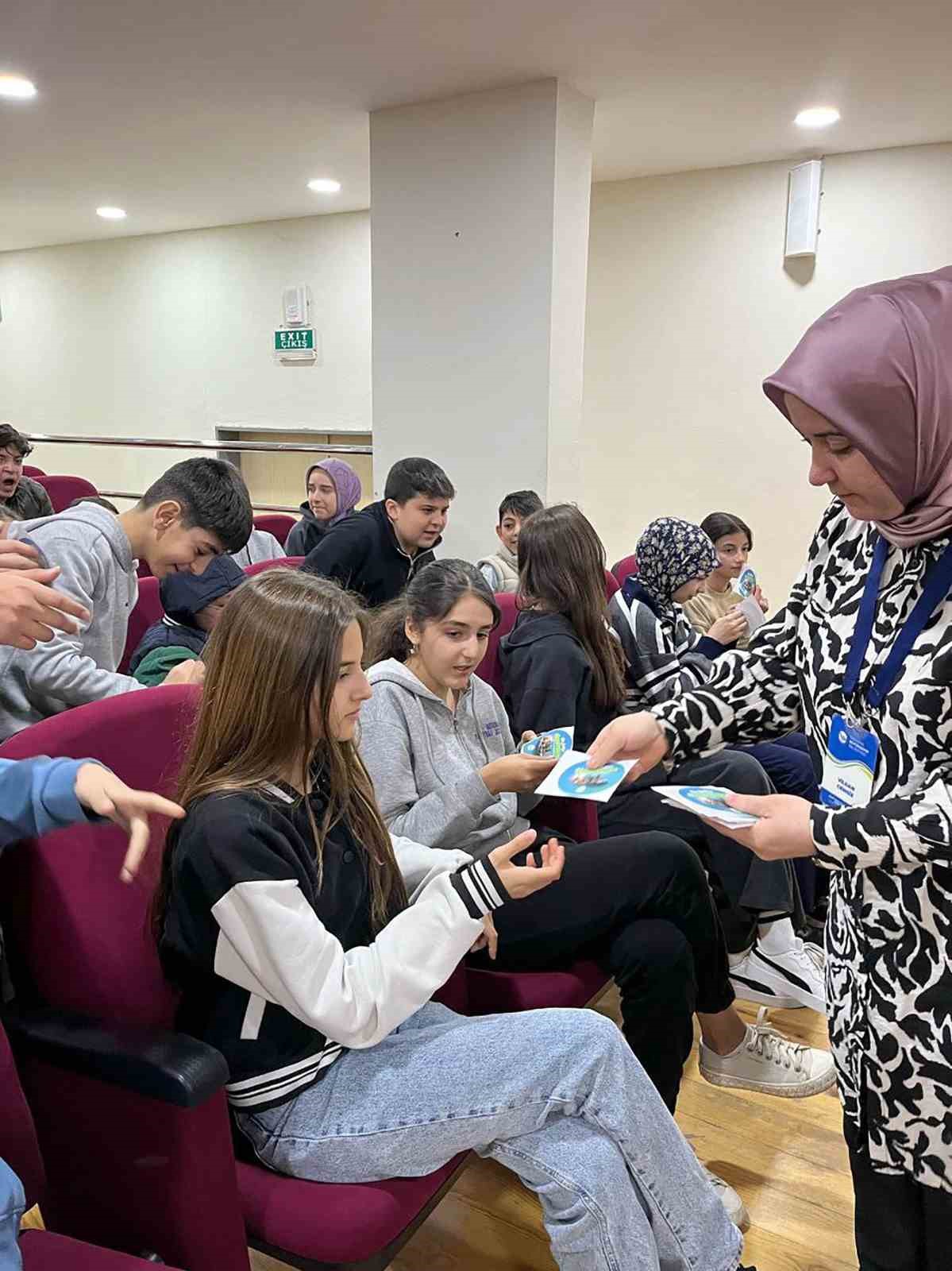 Teknoloji ve tütün bağımlılığına dikkat çektiler
