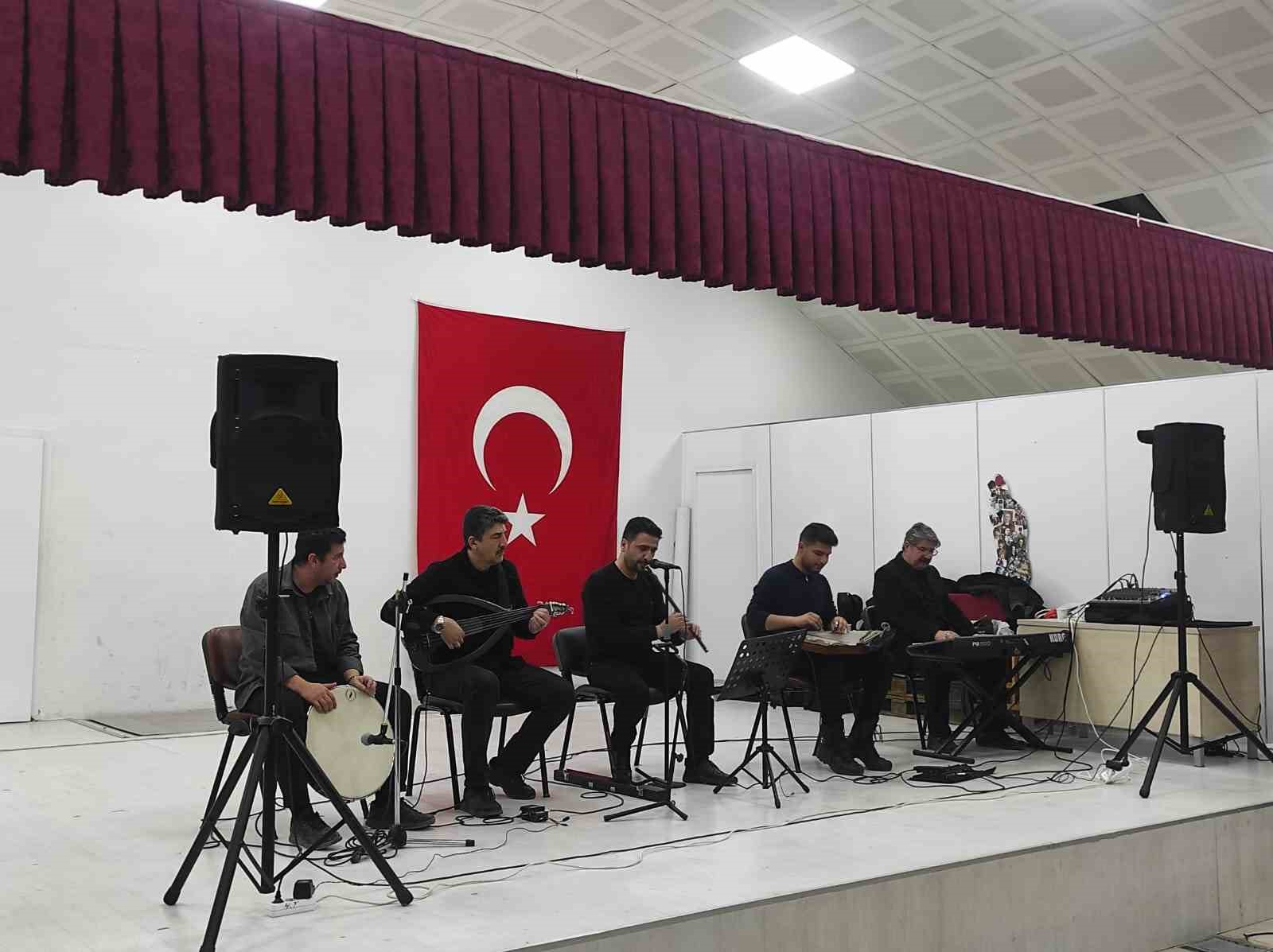 Ramazan’a özel tasavvuf müziği konseri yoğun ilgi gördü