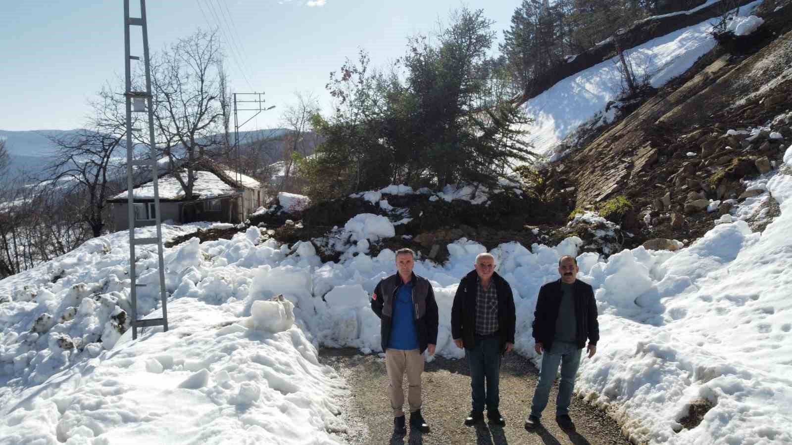 Sinop&rsquo;ta heyelan
