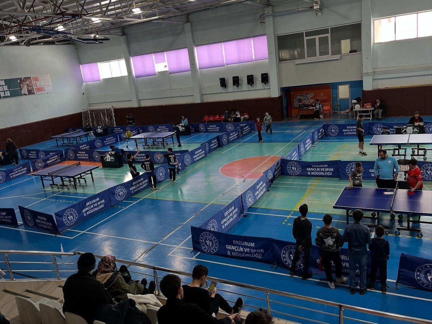 Masa tenisinde kurtuluş kupası coşkusu
