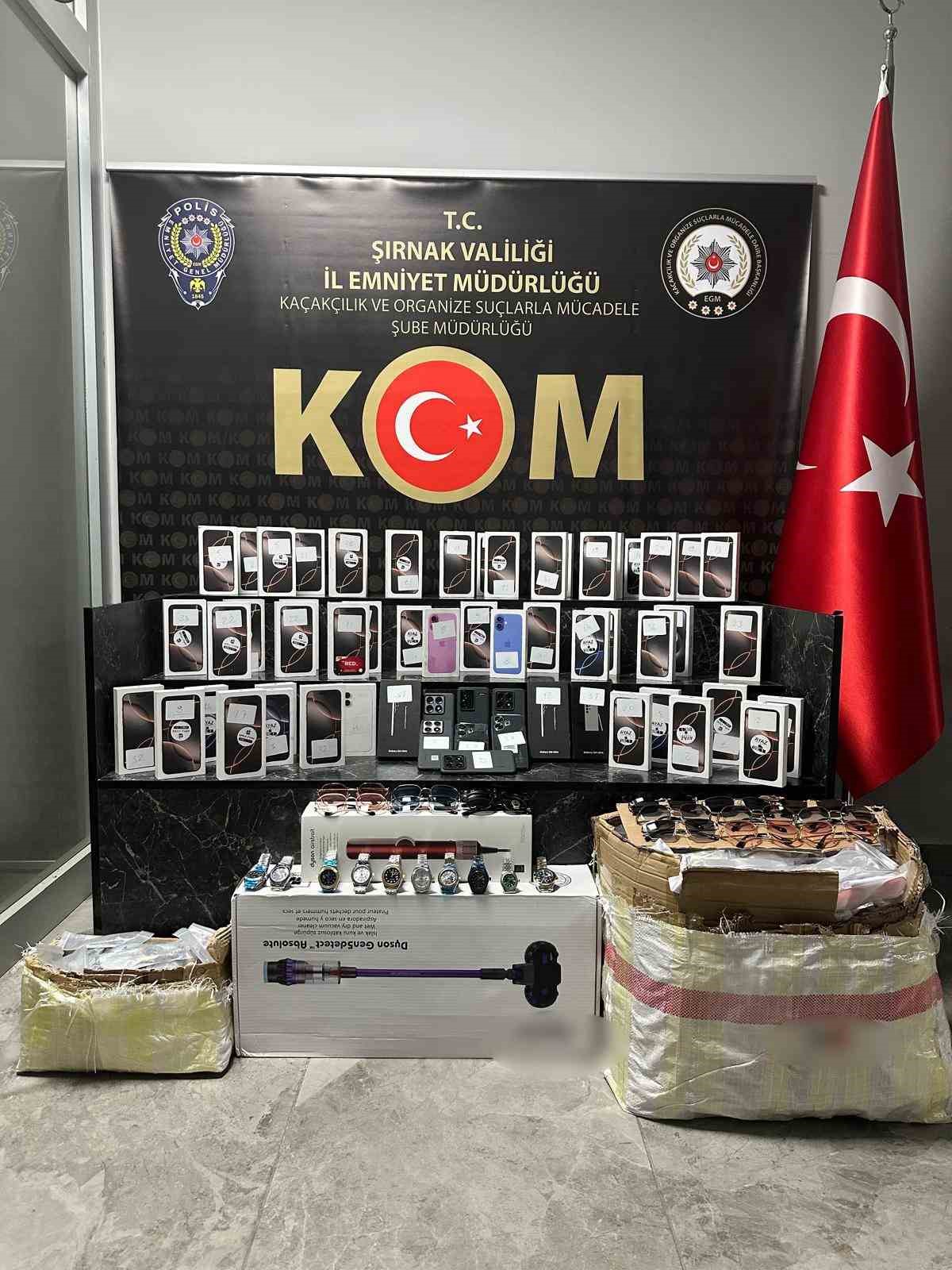 Şırnak&rsquo;ta narkotik, asayiş, ka&ccedil;ak&ccedil;ılık ve ter&ouml;r operasyonlarında 49 ş&uuml;pheliye işlem yapıldı
