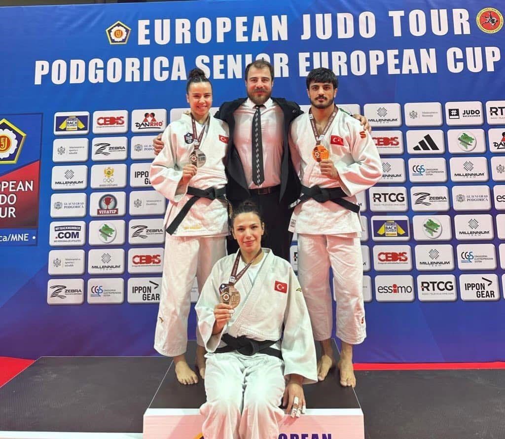 BEUN BESYO Öğrencileri "Büyükler Avrupa Kupası"nda Türkiye’nin gururu oldular