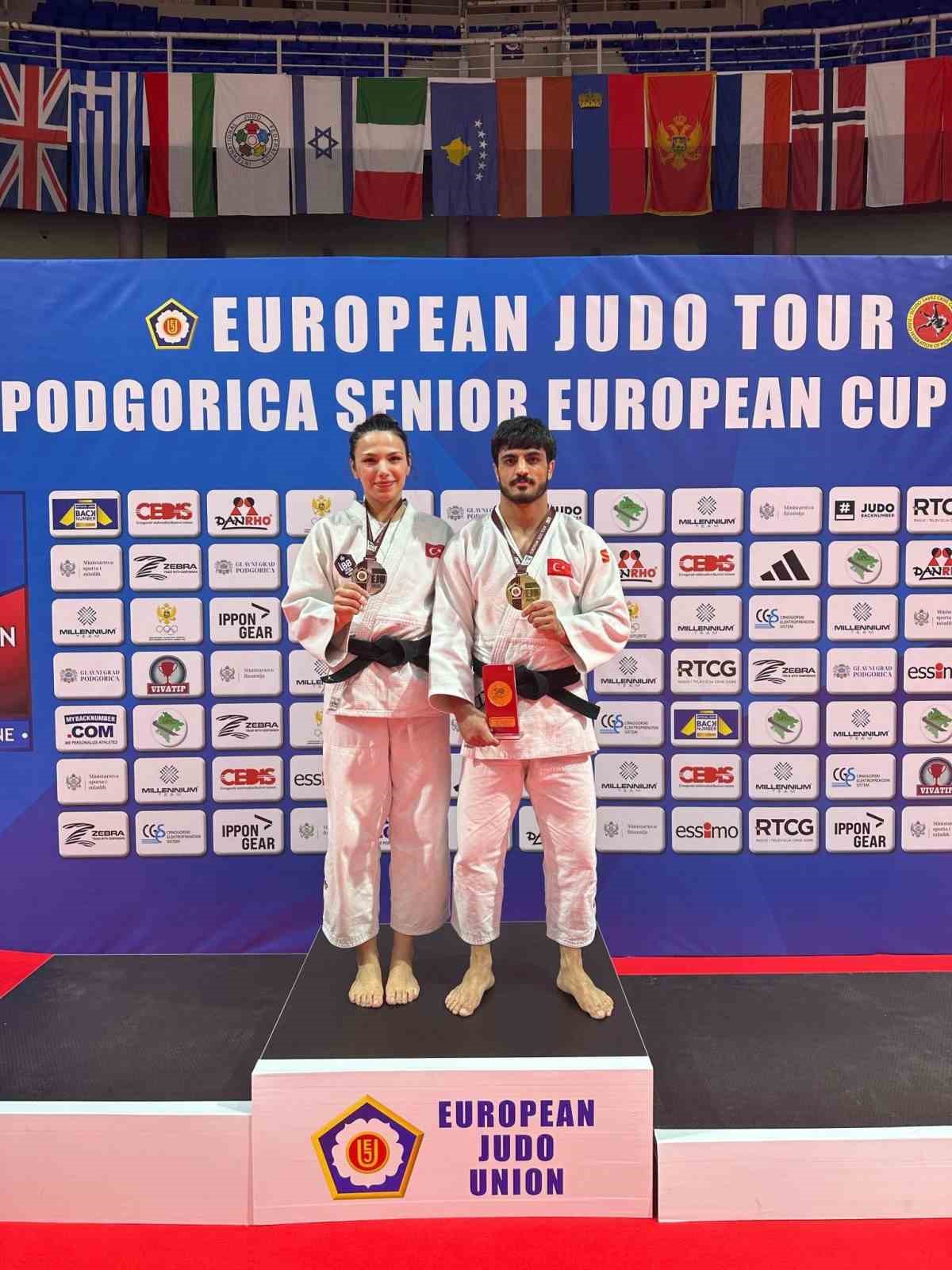 BEUN BESYO &Ouml;ğrencileri "B&uuml;y&uuml;kler Avrupa Kupası"nda T&uuml;rkiye&rsquo;nin gururu oldular
