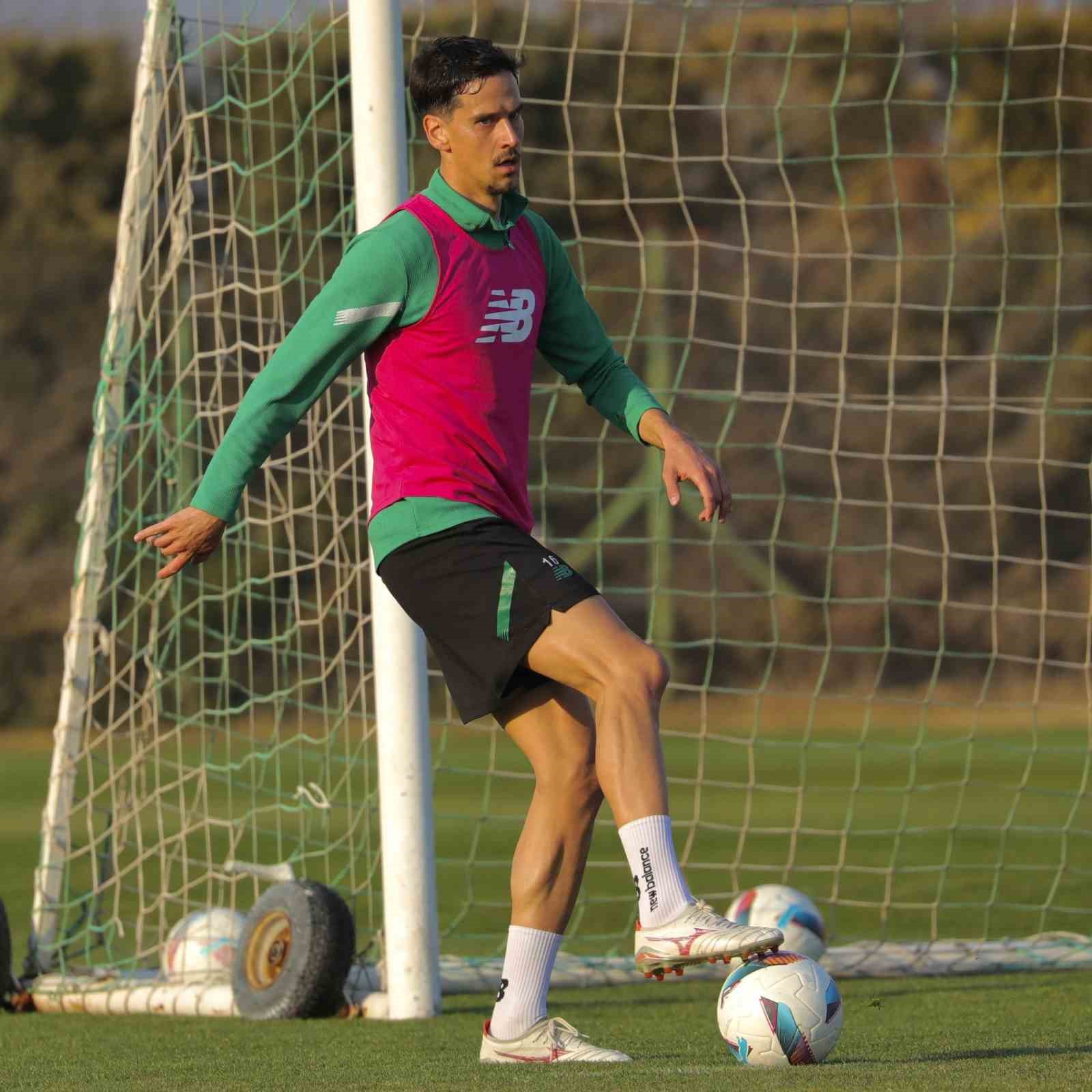 Konyaspor&rsquo;da Beşiktaş ma&ccedil;ı hazırlıkları başladı
