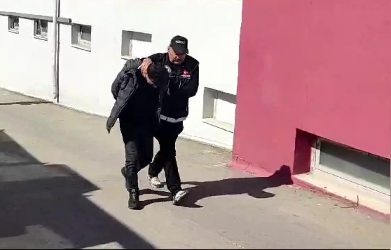 Uyuşturucuyla yakalandı ’içiciyim’ dedi, tutuklandı