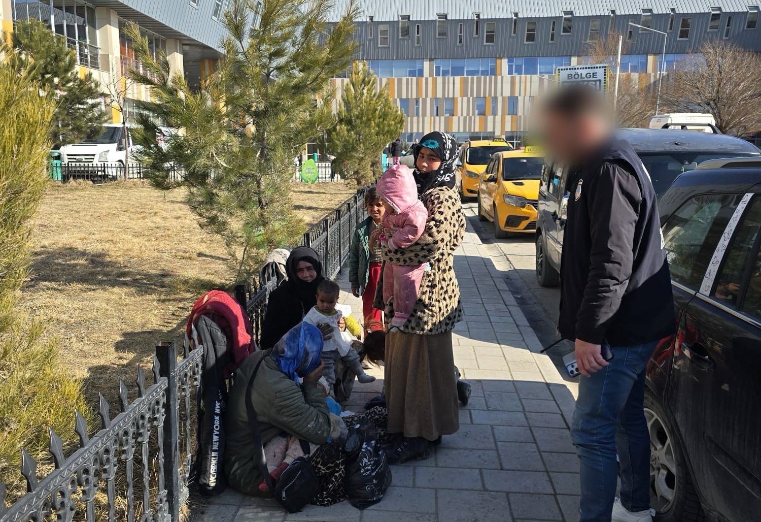 Van&rsquo;da dilencilerin &uuml;zerinde 26 bin 769 TL &ccedil;ıktı
